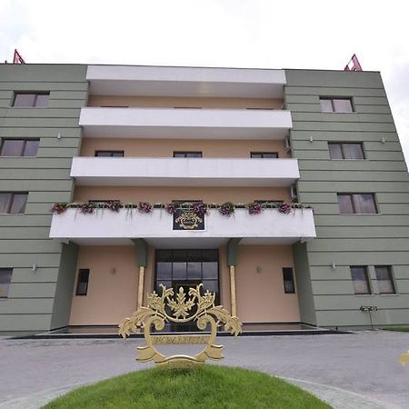 Hotel Romanita Baia Mare Exteriör bild